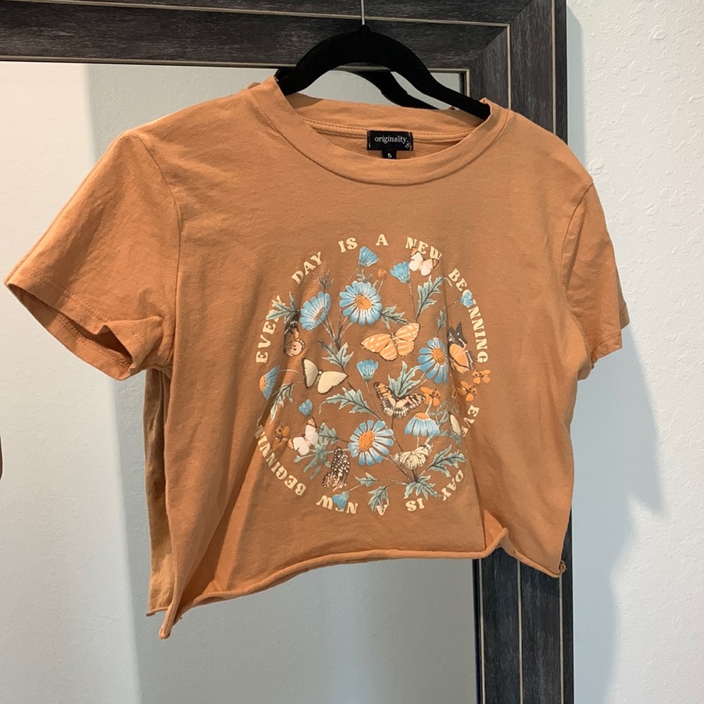 dry goods / originality cropped graphic tshirt